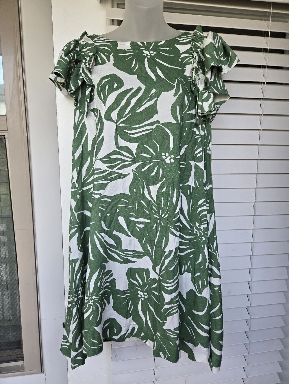Millenium Green Large Floral Mini Dress Or Tunic Blouse Sz M